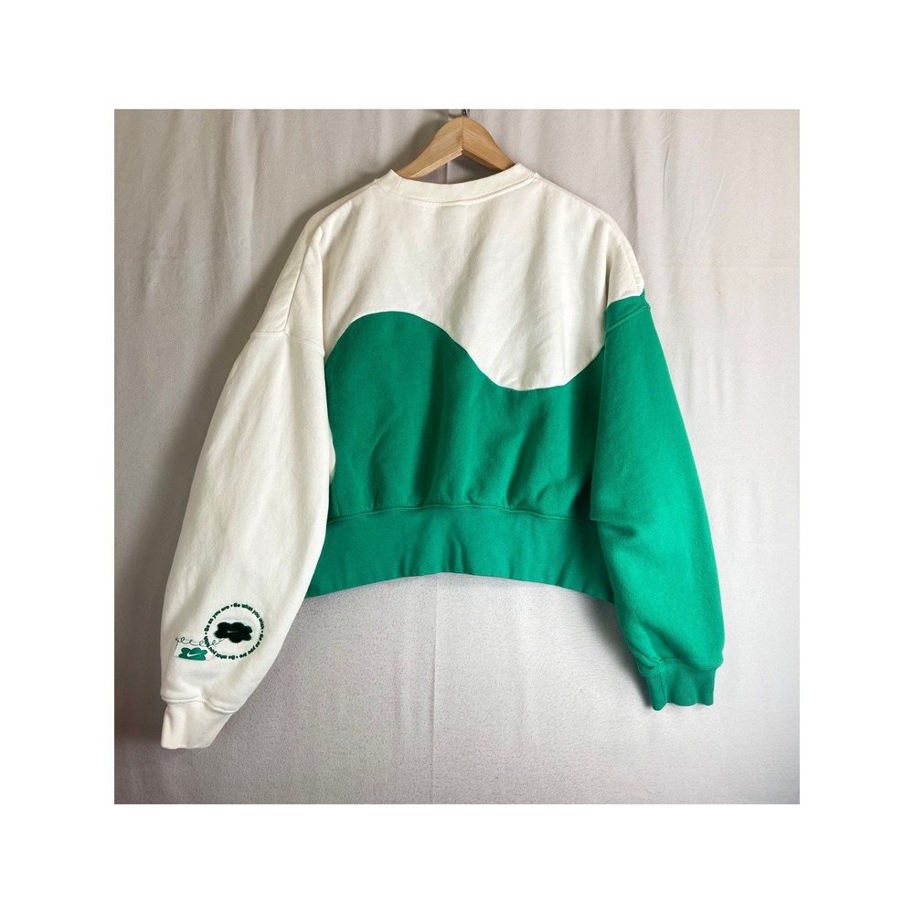 Nike Women's Small Green White Colorblock Cropped Sweatshirt Retro Sporty Y2K - Picture 2 of 8